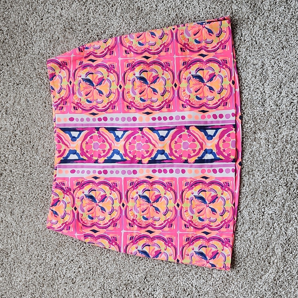 Lilly Pulitzer Skort Size 4 - Picture 2 of 5